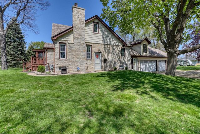 5518 110th STREET, Hales Corners, WI 53130