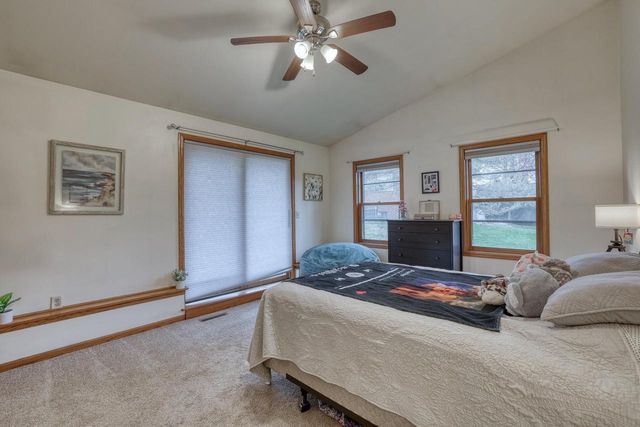 5518 110th STREET, Hales Corners, WI 53130