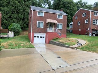 453 Greenlee Rd, Brentwood, PA 15227