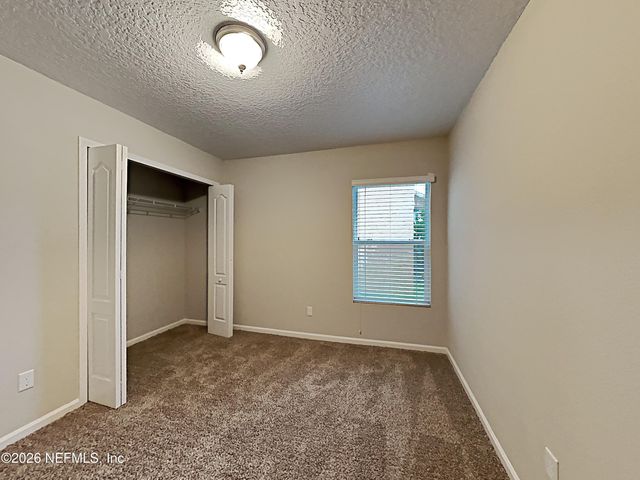 13471 DEVAN LEE Drive E, Jacksonville, FL 32226