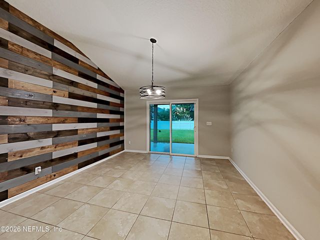 13471 DEVAN LEE Drive E, Jacksonville, FL 32226