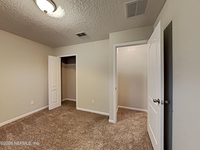 13471 DEVAN LEE Drive E, Jacksonville, FL 32226