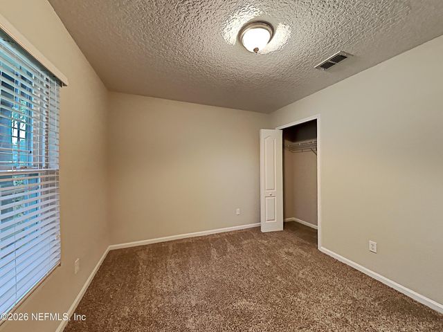 13471 DEVAN LEE Drive E, Jacksonville, FL 32226