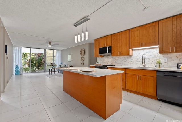 95-227 Waikalani Drive A105, Mililani, HI 96789