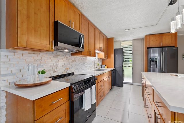 95-227 Waikalani Drive A105, Mililani, HI 96789