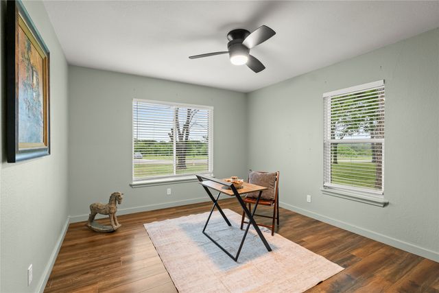 341 Reast Road, Whitesboro, TX 76273