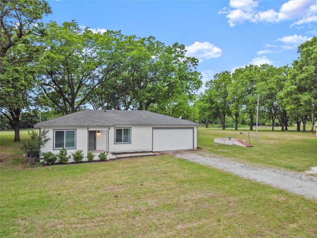 341 Reast Road, Whitesboro, TX 76273