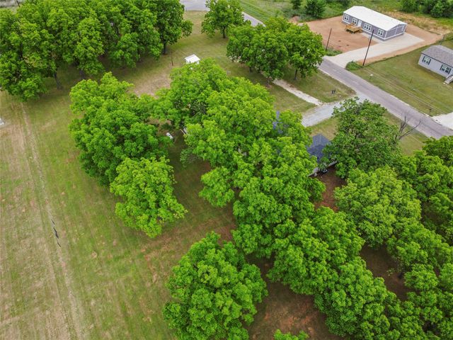 341 Reast Road, Whitesboro, TX 76273