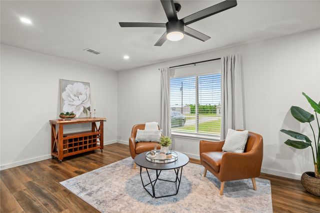 341 Reast Road, Whitesboro, TX 76273