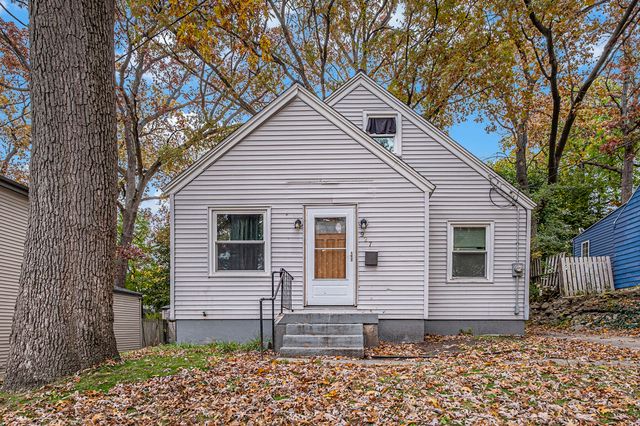 927 Merrifield Street SE, Grand Rapids, MI 49507
