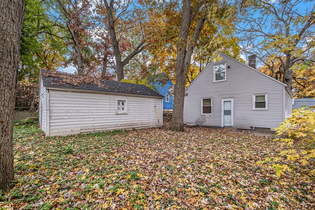 927 Merrifield Street SE, Grand Rapids, MI 49507