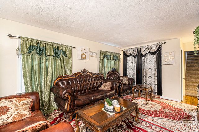 927 Merrifield Street SE, Grand Rapids, MI 49507