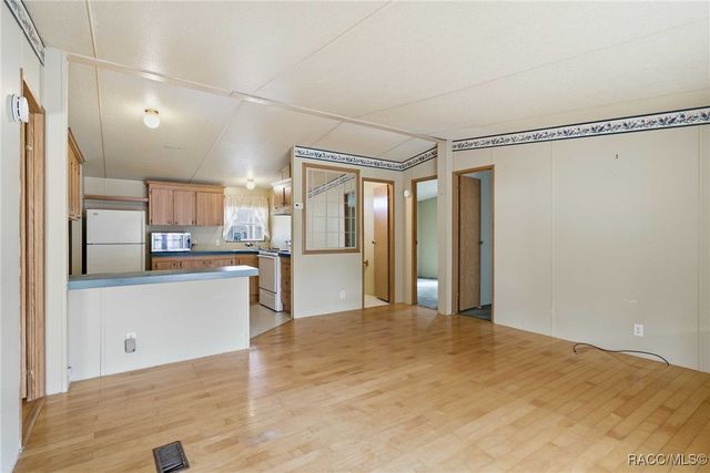 4403 N Elm Drive, Crystal River, FL 34428