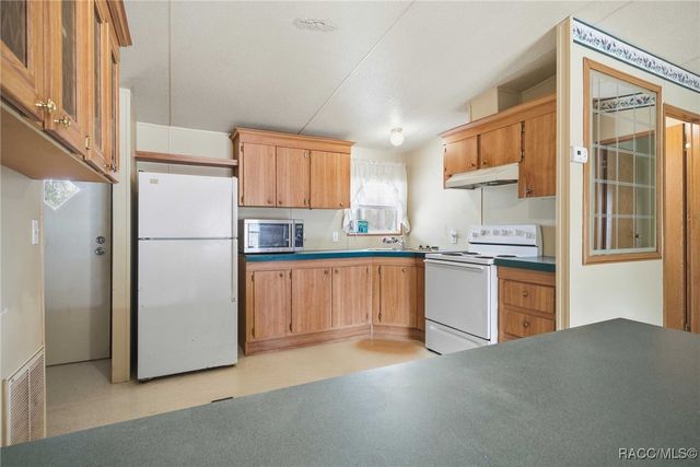 4403 N Elm Drive, Crystal River, FL 34428