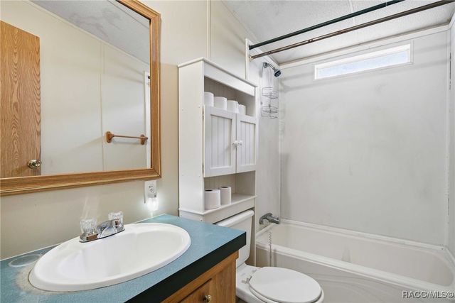 4403 N Elm Drive, Crystal River, FL 34428