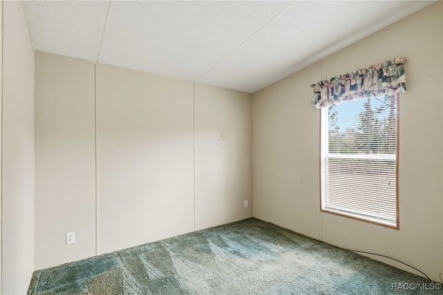 4403 N Elm Drive, Crystal River, FL 34428