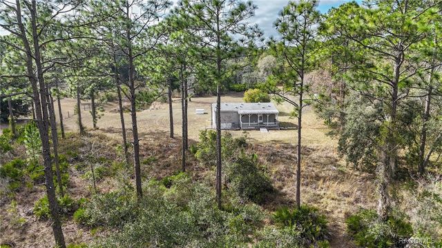 4403 N Elm Drive, Crystal River, FL 34428