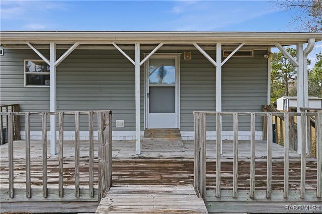 4403 N Elm Drive, Crystal River, FL 34428