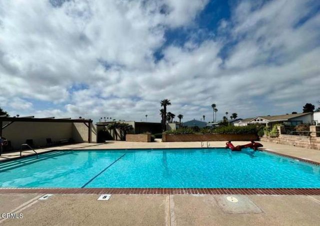 320 Columbia Place 46, Oxnard, CA 93033