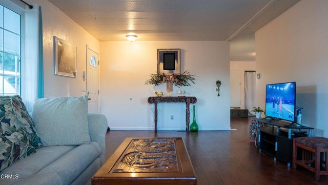 320 Columbia Place 46, Oxnard, CA 93033