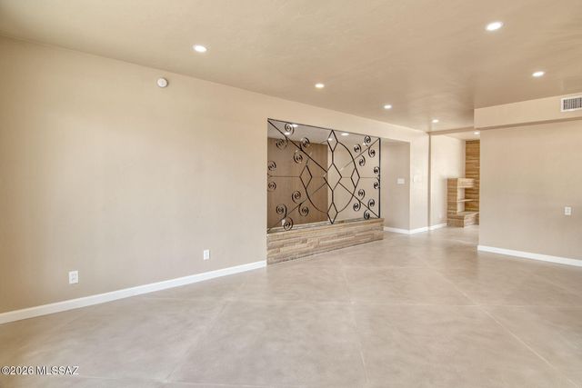 6625 E Paseo San Ciro, Tucson, AZ 85710