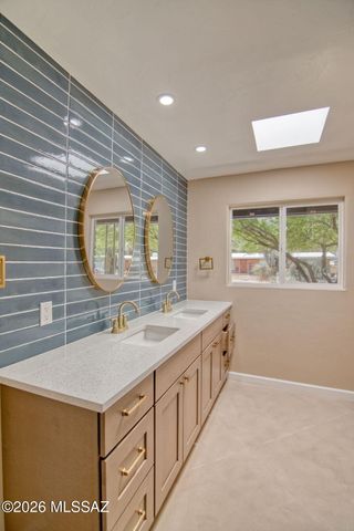 6625 E Paseo San Ciro, Tucson, AZ 85710
