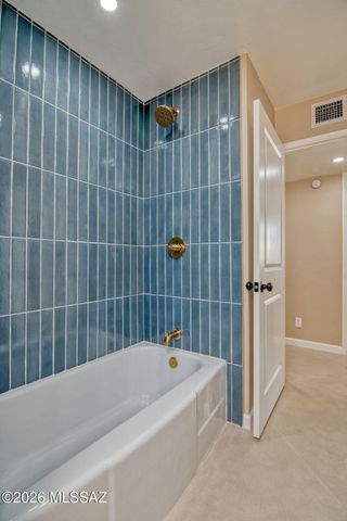 6625 E Paseo San Ciro, Tucson, AZ 85710