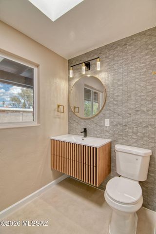 6625 E Paseo San Ciro, Tucson, AZ 85710