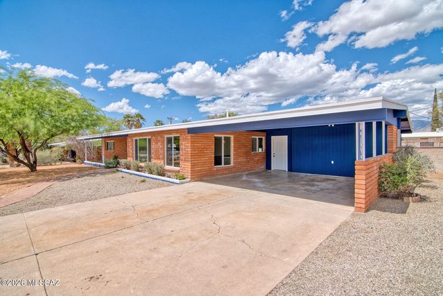 6625 E Paseo San Ciro, Tucson, AZ 85710