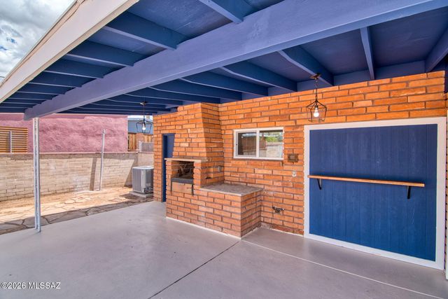 6625 E Paseo San Ciro, Tucson, AZ 85710