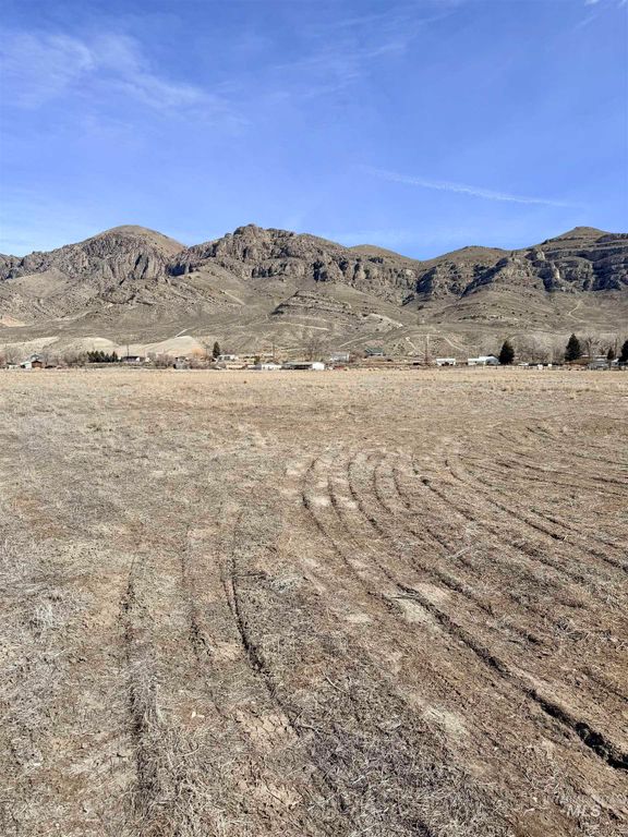 TBD W 2500 N, Arco, ID 83231 photo 3