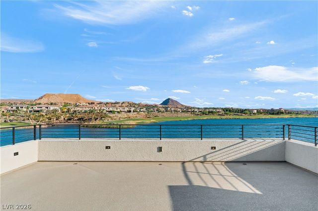 66 Lakefront Drive, Henderson, NV 89011