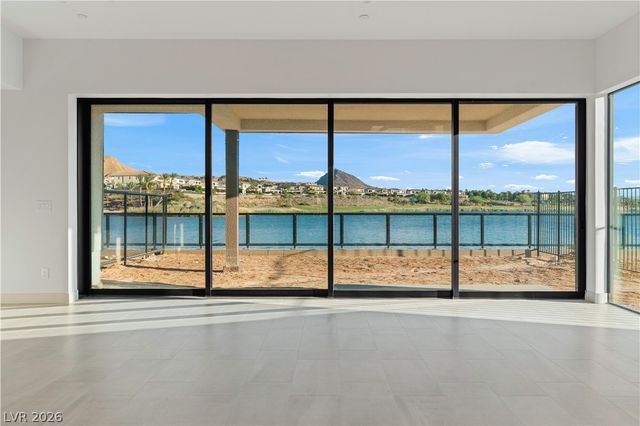 66 Lakefront Drive, Henderson, NV 89011