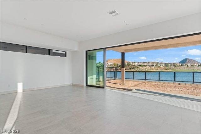 66 Lakefront Drive, Henderson, NV 89011