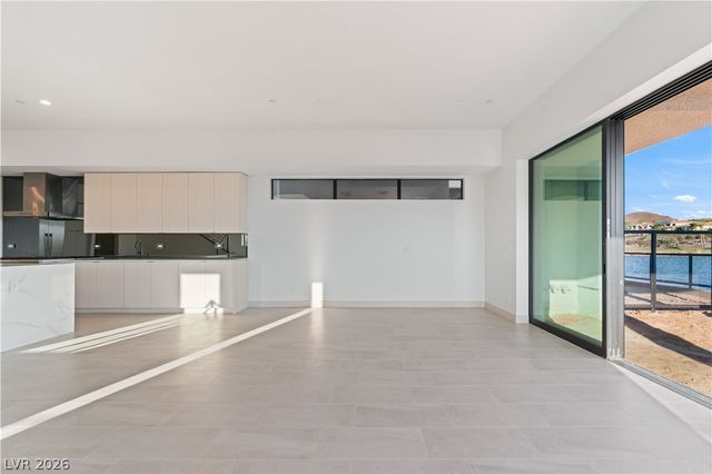 66 Lakefront Drive, Henderson, NV 89011