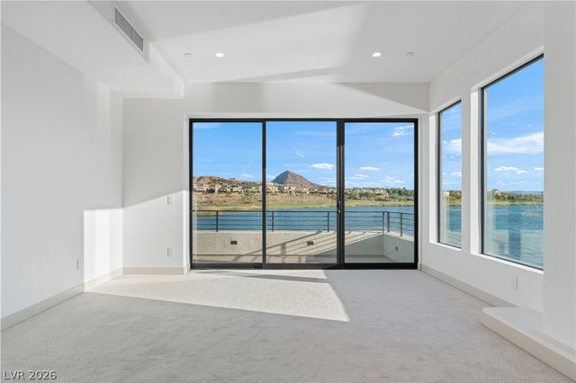 66 Lakefront Drive, Henderson, NV 89011