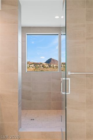 66 Lakefront Drive, Henderson, NV 89011