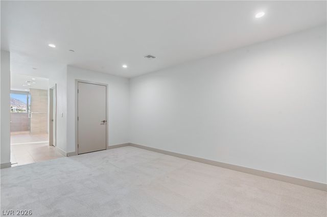 66 Lakefront Drive, Henderson, NV 89011