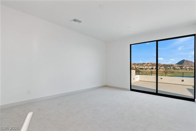 66 Lakefront Drive, Henderson, NV 89011