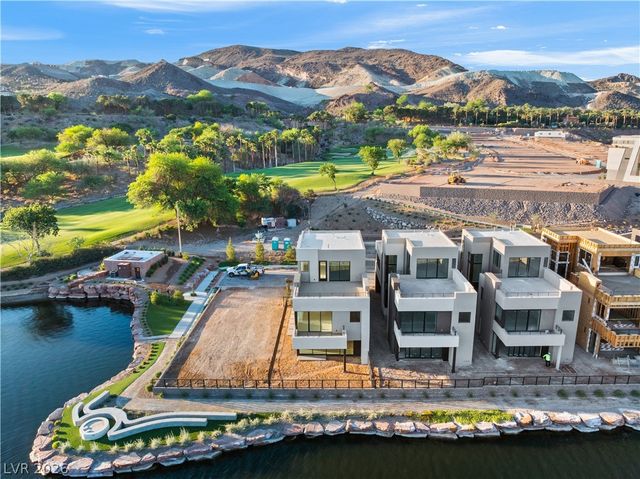 66 Lakefront Drive, Henderson, NV 89011