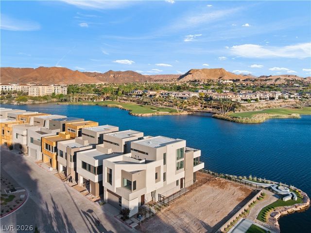 66 Lakefront Drive, Henderson, NV 89011