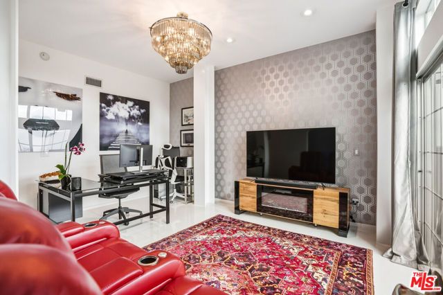 5400 Playa Vista Drive 23, Los Angeles, CA 90094