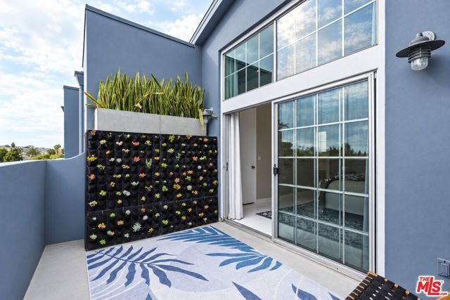 5400 Playa Vista Drive 23, Los Angeles, CA 90094