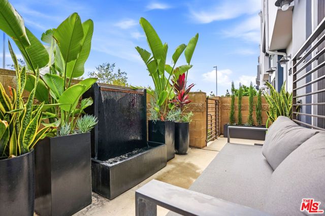 5400 Playa Vista Drive 23, Los Angeles, CA 90094