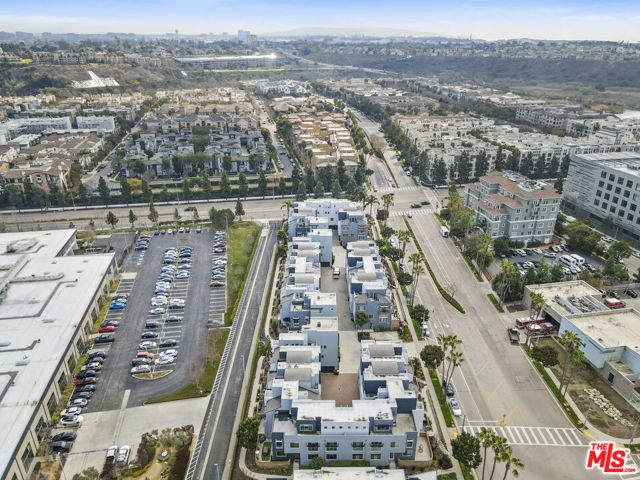 5400 Playa Vista Drive 23, Los Angeles, CA 90094