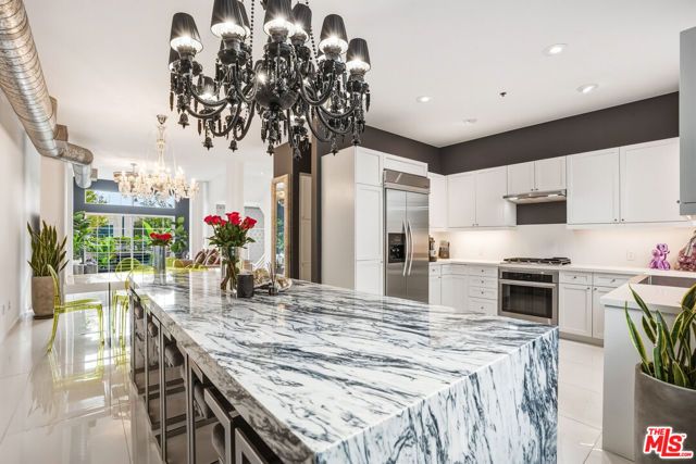 5400 Playa Vista Drive 23, Los Angeles, CA 90094