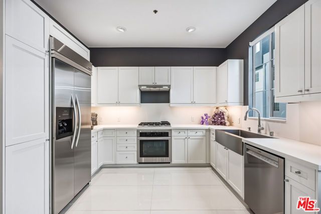5400 Playa Vista Drive 23, Los Angeles, CA 90094