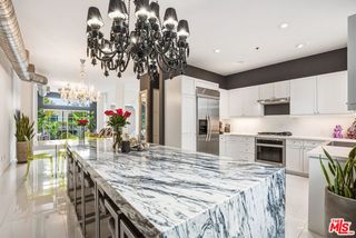 5400 Playa Vista Drive 23, Los Angeles, CA 90094