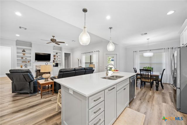 10317 Fallen Leaf Drive, Waco, TX 76712