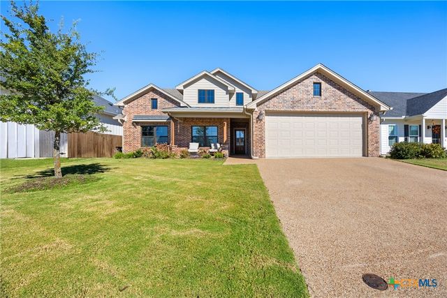 10317 Fallen Leaf Drive, Waco, TX 76712